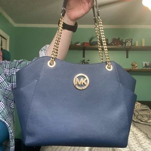 Michael Kors Jet Set Saffiano leather shoulder bag